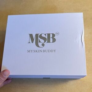 White Skincare Device